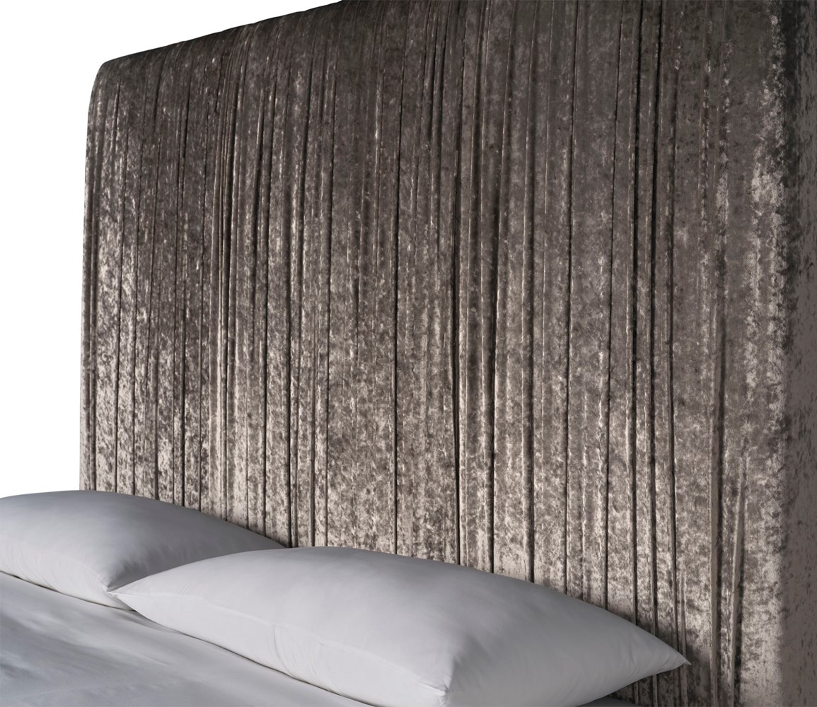 Fosser Queen Bed