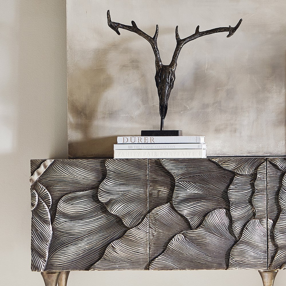 Flora Entertainment Console