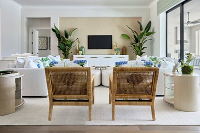 alt model interior photo