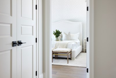 alt model interior photo