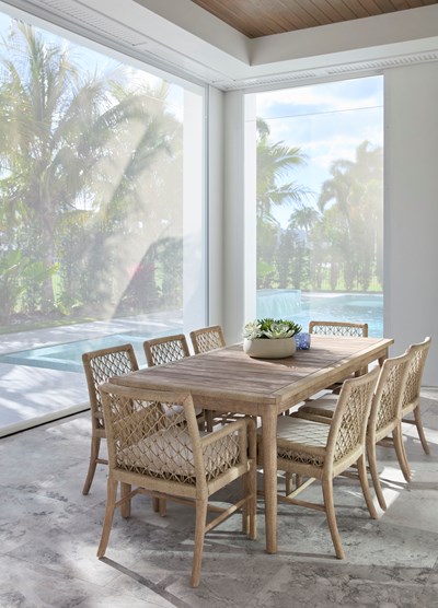 alt model interior photo