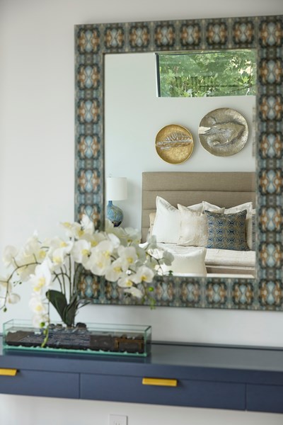 alt model interior photo