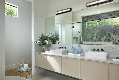 alt model interior photo