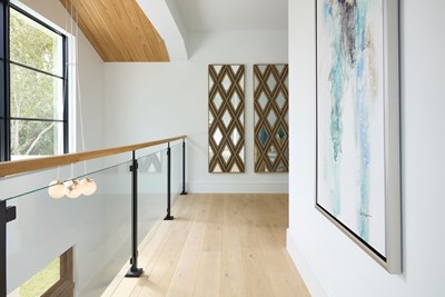 alt model interior photo