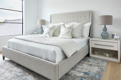 alt model interior photo