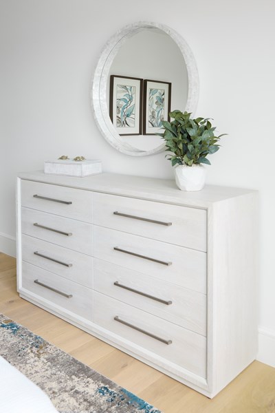 alt model interior photo