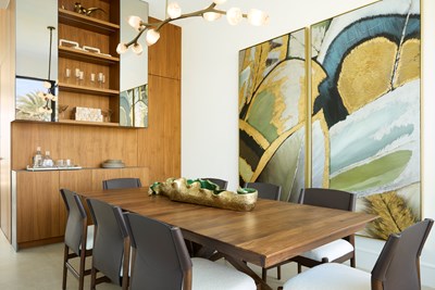 alt model interior photo