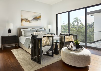 alt model interior photo