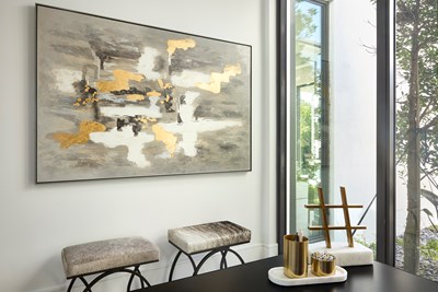 alt model interior photo