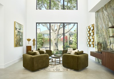 alt model interior photo