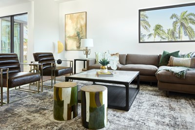 alt model interior photo