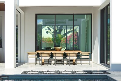 alt model interior photo